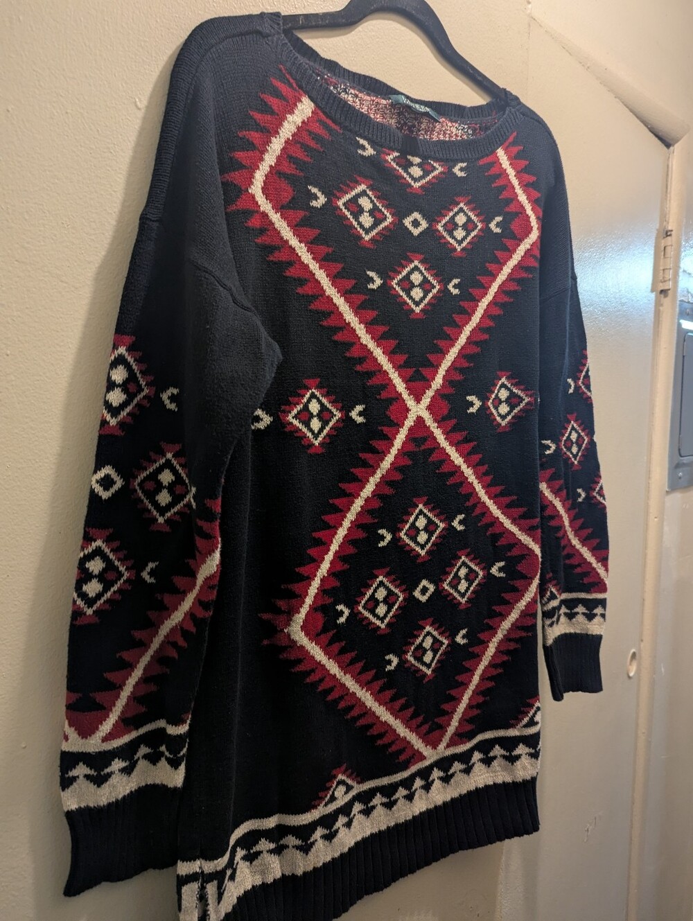 Ralph Lauren Black Aztec-Pattern Tunic Sweater w/ Red Accents Long Sleeves- L - Picture 5 of 15